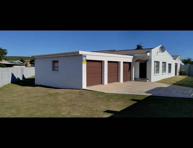 3 BEDROOM HOUSE FOR SALE IN RETIEF
